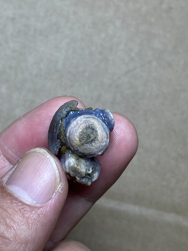 Beautiful natural agate - 21,